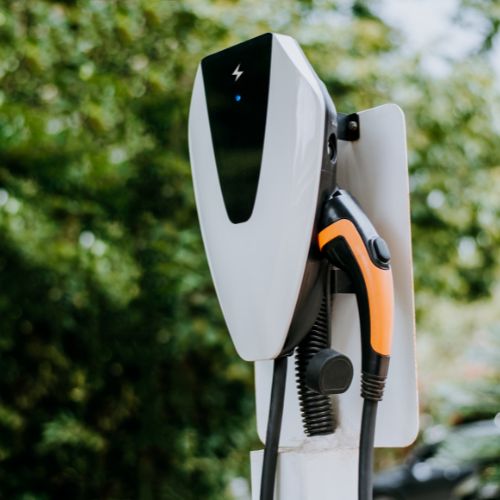 Installation de votre borne de recharge au Luxembourg : profitez d’une solution sur mesure avec CF Concept Énergies
